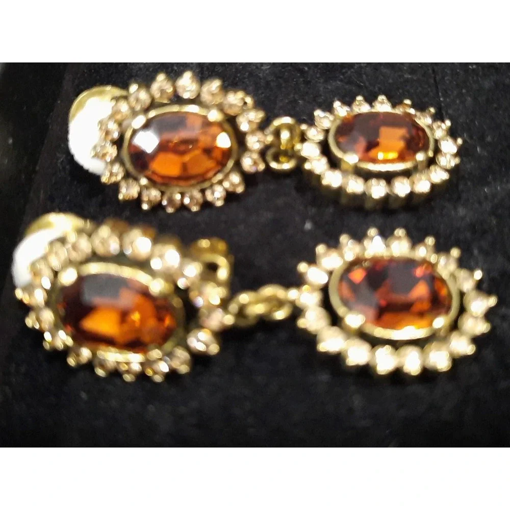 VTG HEIDI DAUS Champagne Color Swarovski Crystal Dangle Drop Clip Earrings - Picture 3 of 8